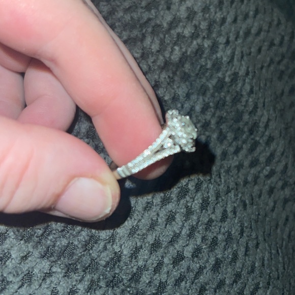 Disney Princess Belle Engagement Ring - Picture 6 of 6
